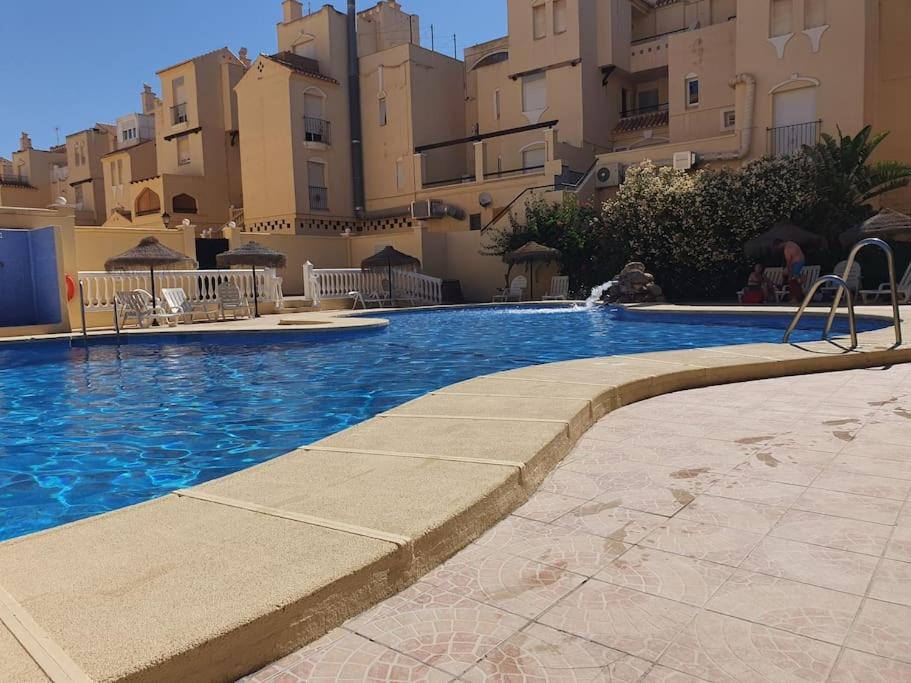 Apartamento Atico En La Playa Roquetas de Mar Exterior foto